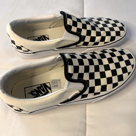 ❌SOLD❌ Black checkerboard NEW 
M 6.5 W 8 - Picture 5 of 9